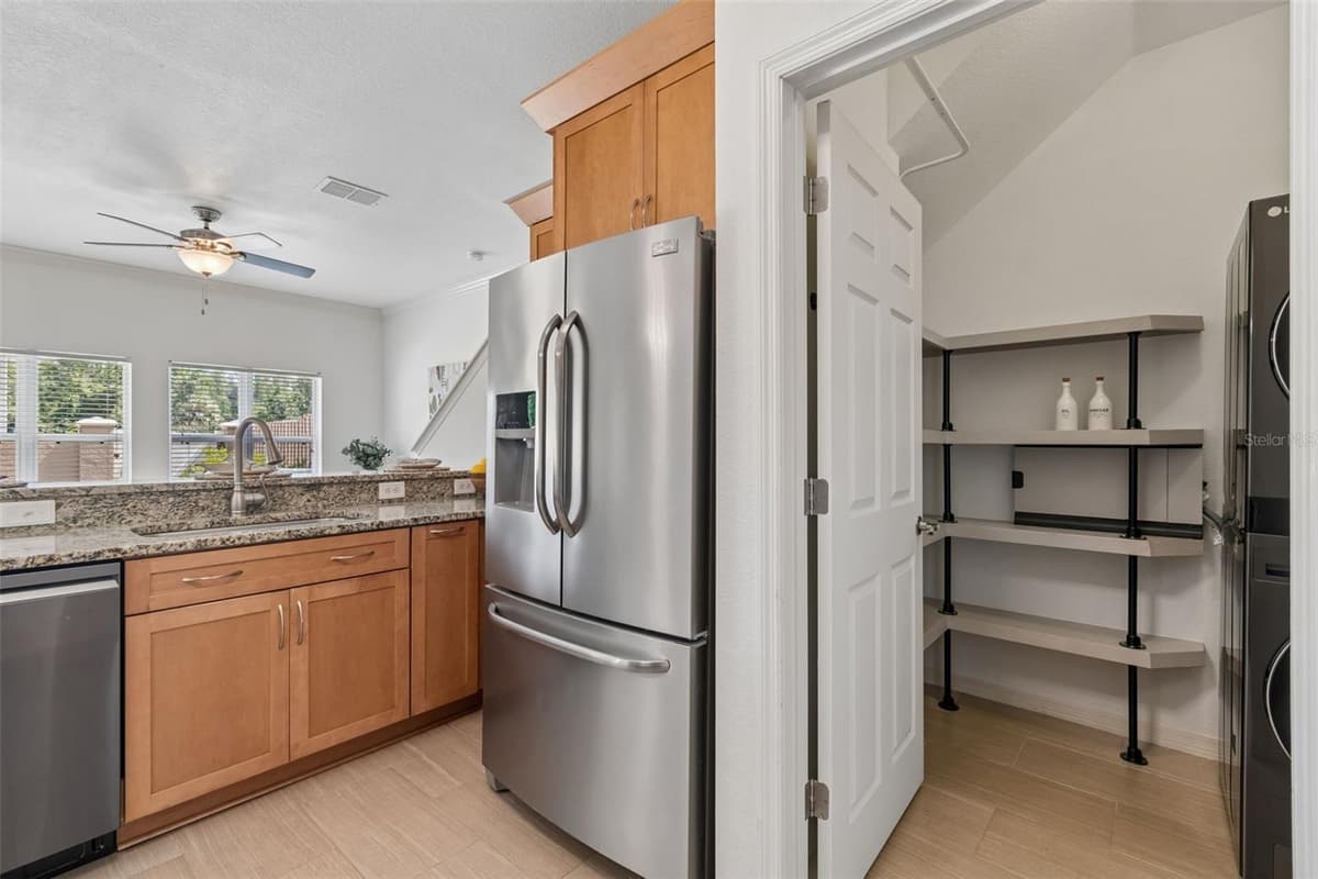 10820 CELTIC WOODS AVENUE — photo 14 of 47