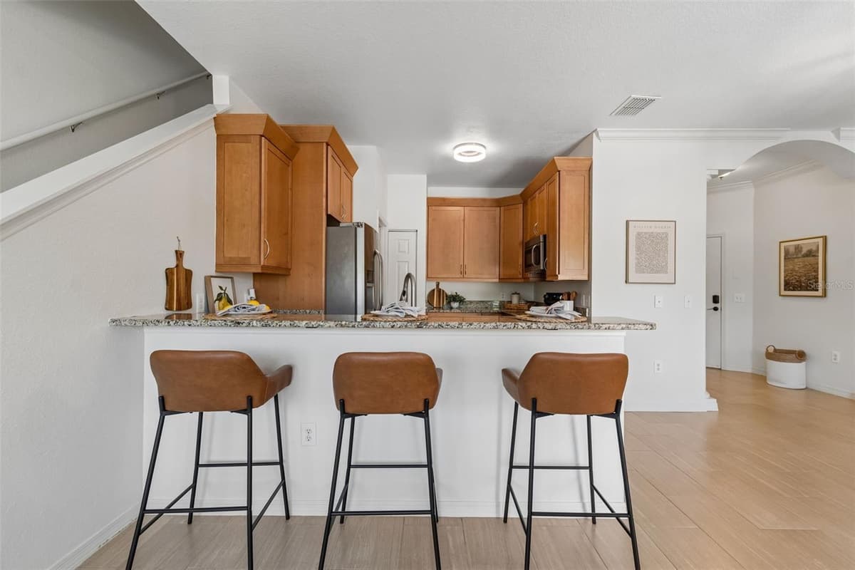 10820 CELTIC WOODS AVENUE — photo 12 of 47
