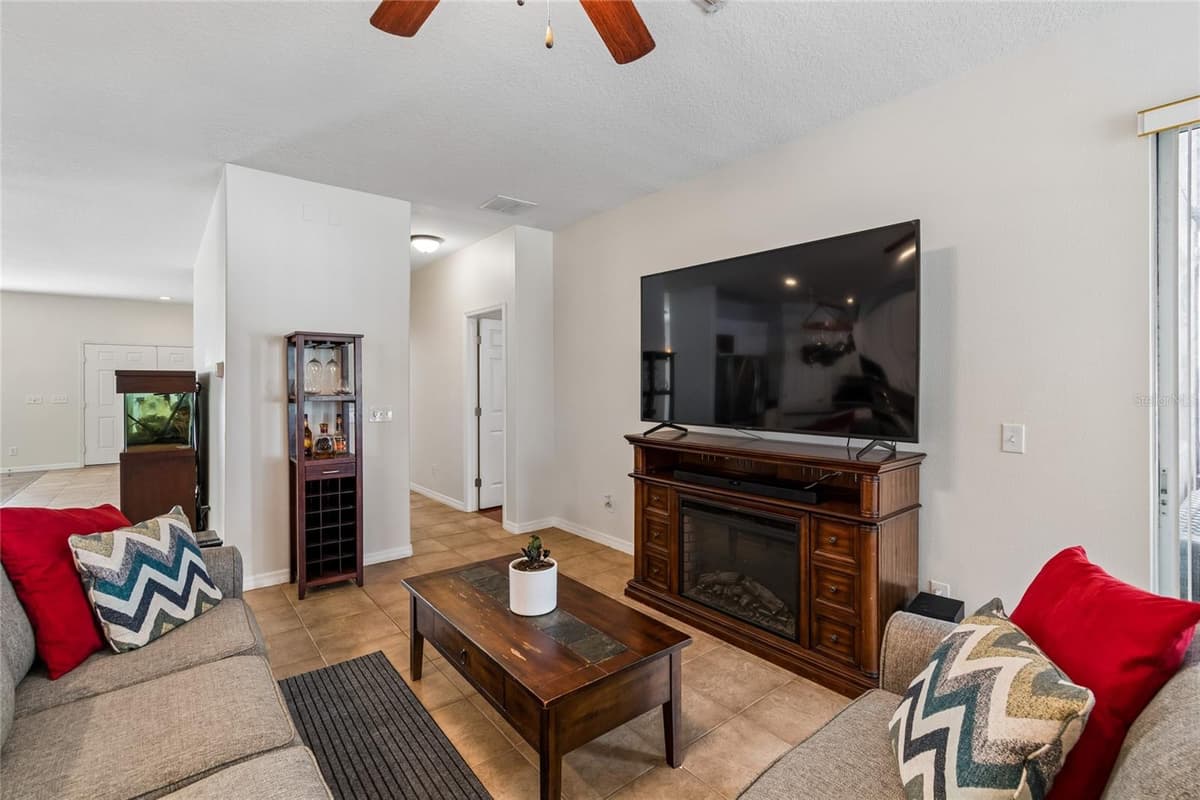 11232 CREEK HAVEN DRIVE — photo 15 of 80