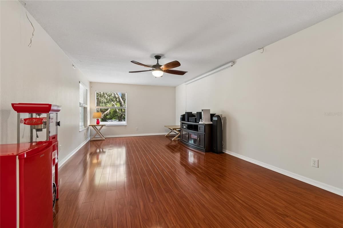 11232 CREEK HAVEN DRIVE — photo 30 of 80