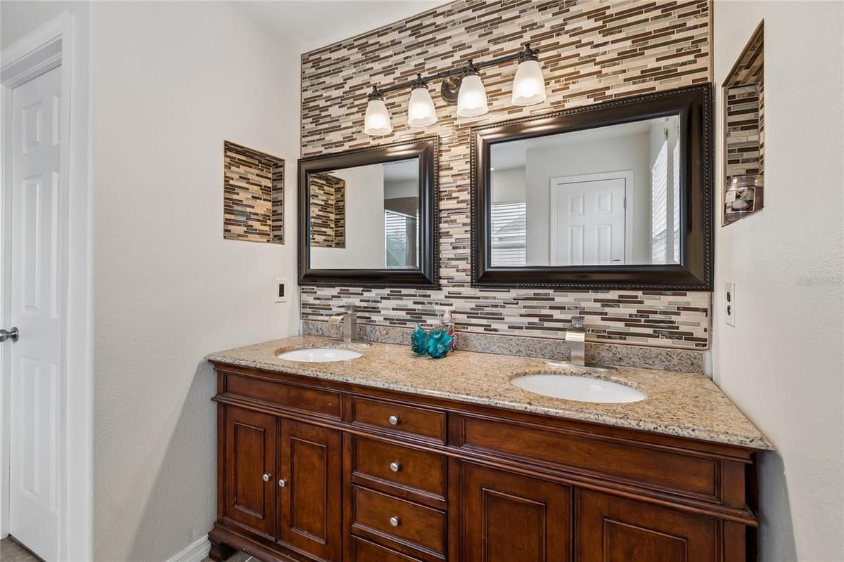 11232 CREEK HAVEN DRIVE — photo 36 of 80