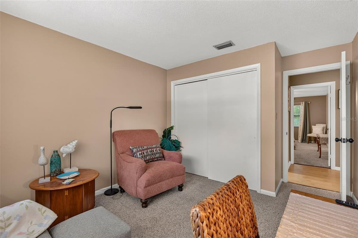 12 CHINABERRY CIRCLE — photo 30 of 52