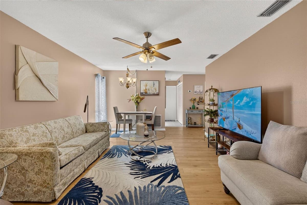 12 CHINABERRY CIRCLE — photo 12 of 52