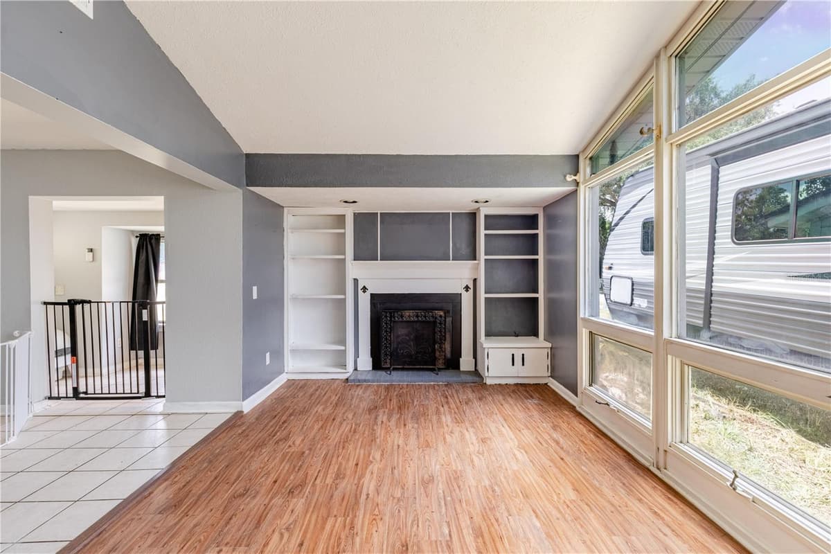 294 TRIBBLE STREET — photo 15 of 32