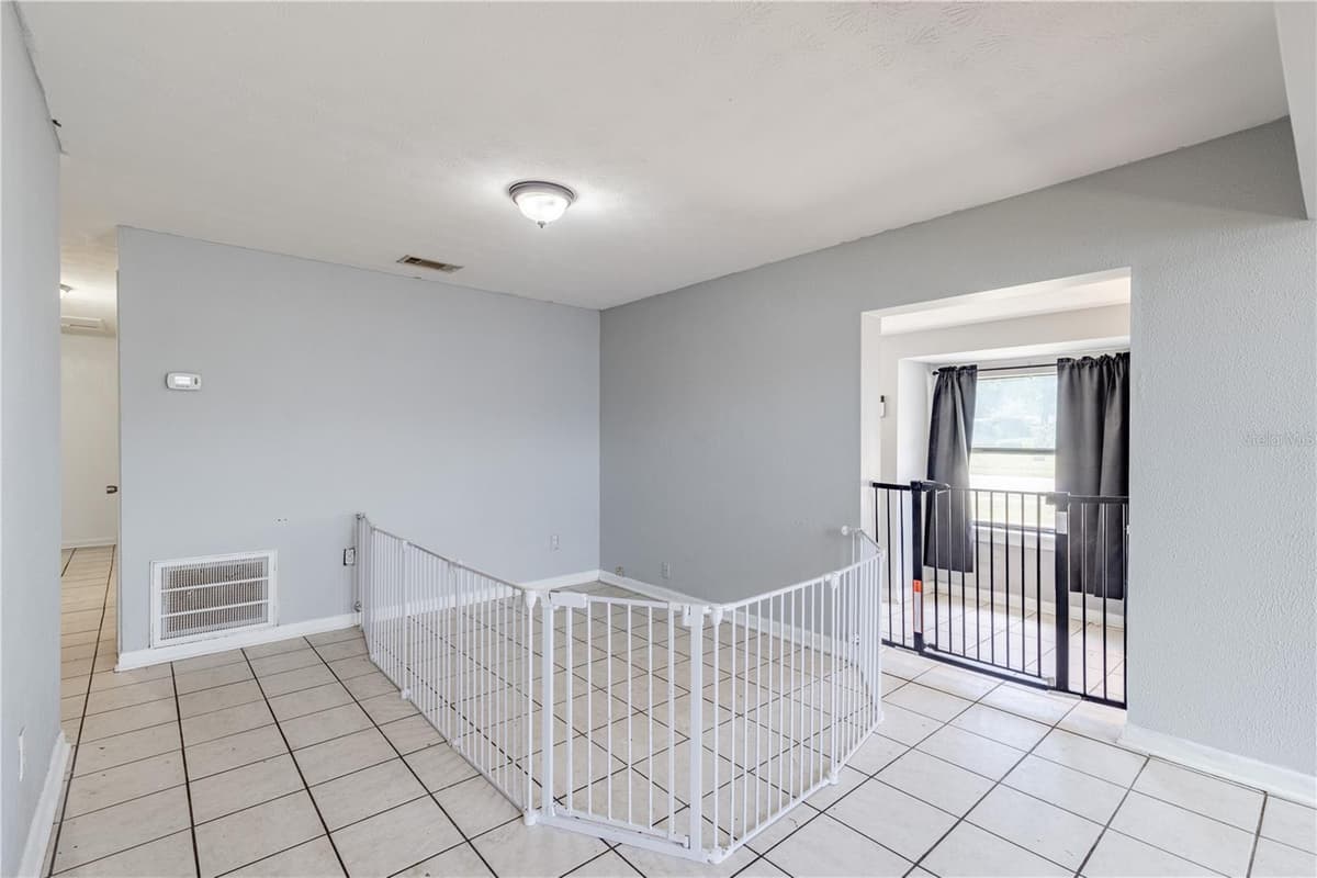 294 TRIBBLE STREET — photo 14 of 32
