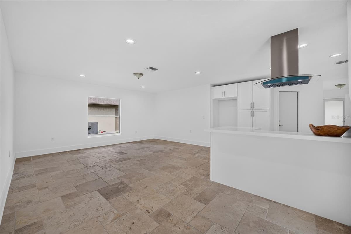 6049 PERTHSHIRE LANE — photo 19 of 48