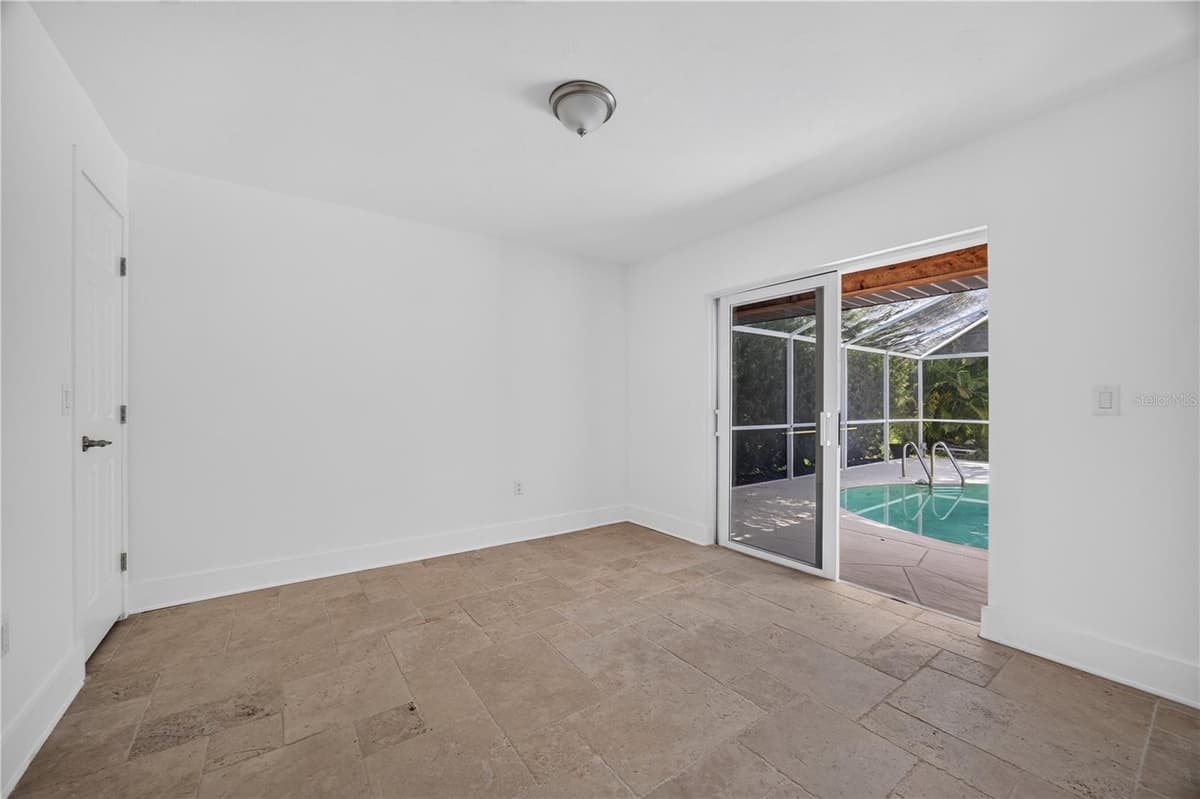 6049 PERTHSHIRE LANE — photo 32 of 48