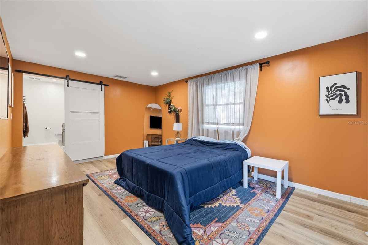 1209 CRENSHAW STREET — photo 14 of 25