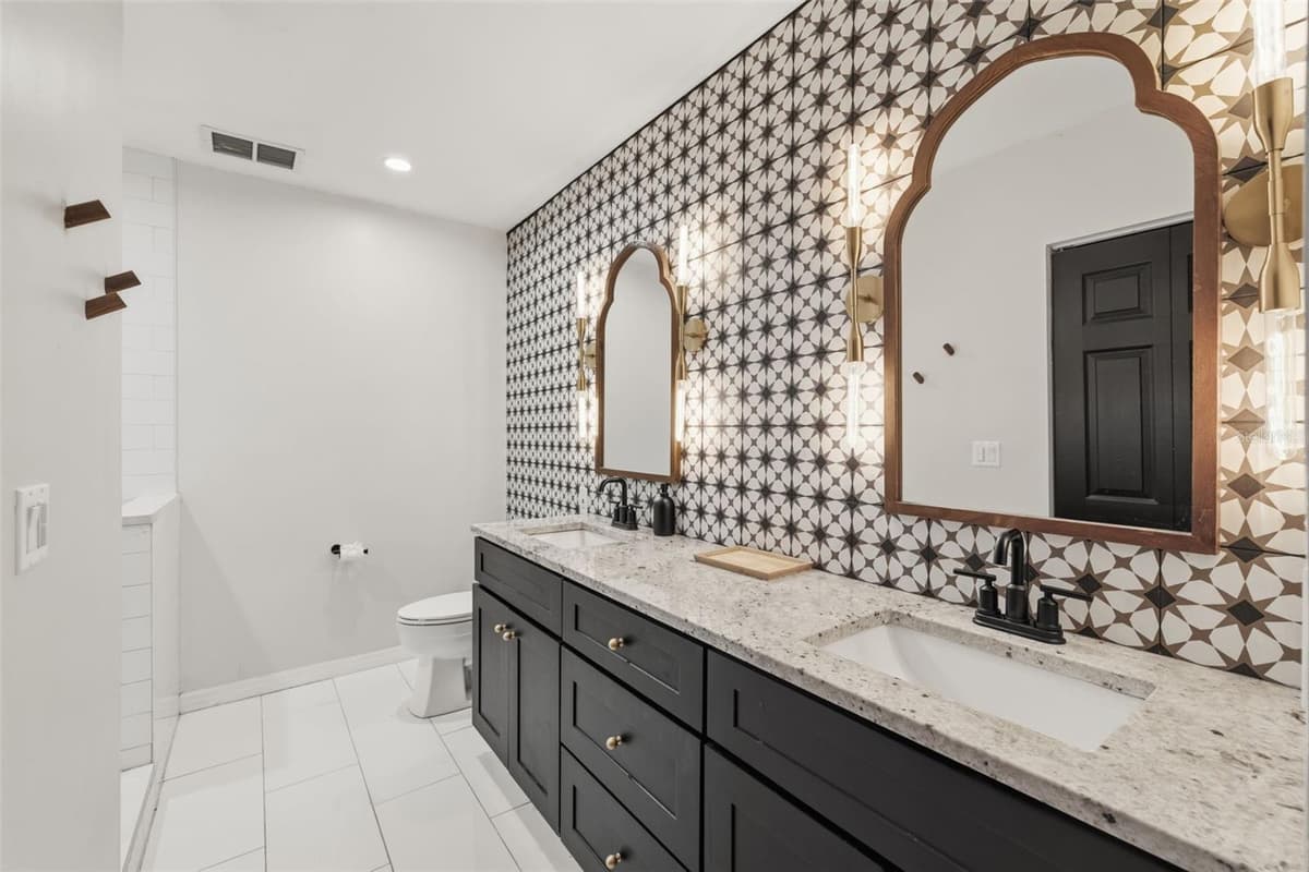 1209 CRENSHAW STREET — photo 16 of 25