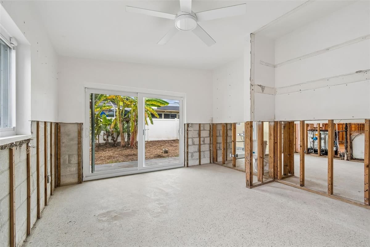 3901 50TH AVENUE — photo 32 of 46
