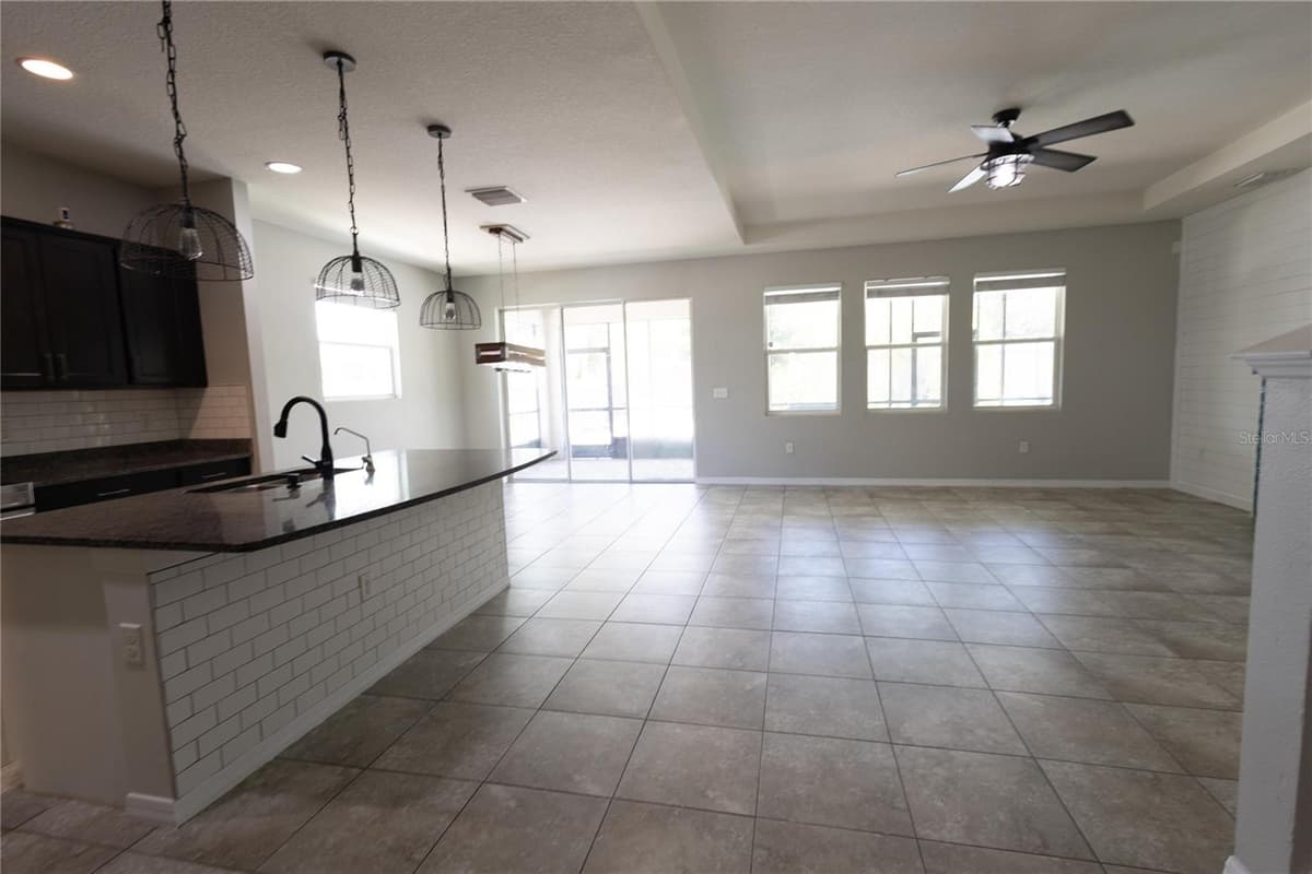 5002 JACKEL CHASE DRIVE — photo 8 of 40
