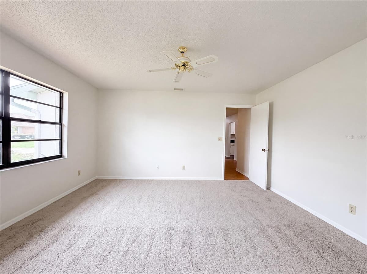 1404 LELAND DRIVE — photo 16 of 25