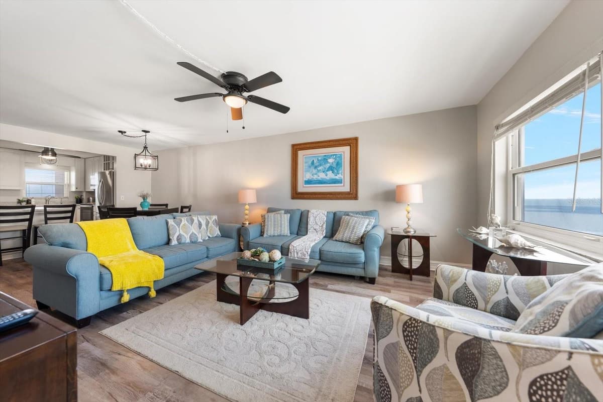 1270 GULF BOULEVARD — photo 13 of 25
