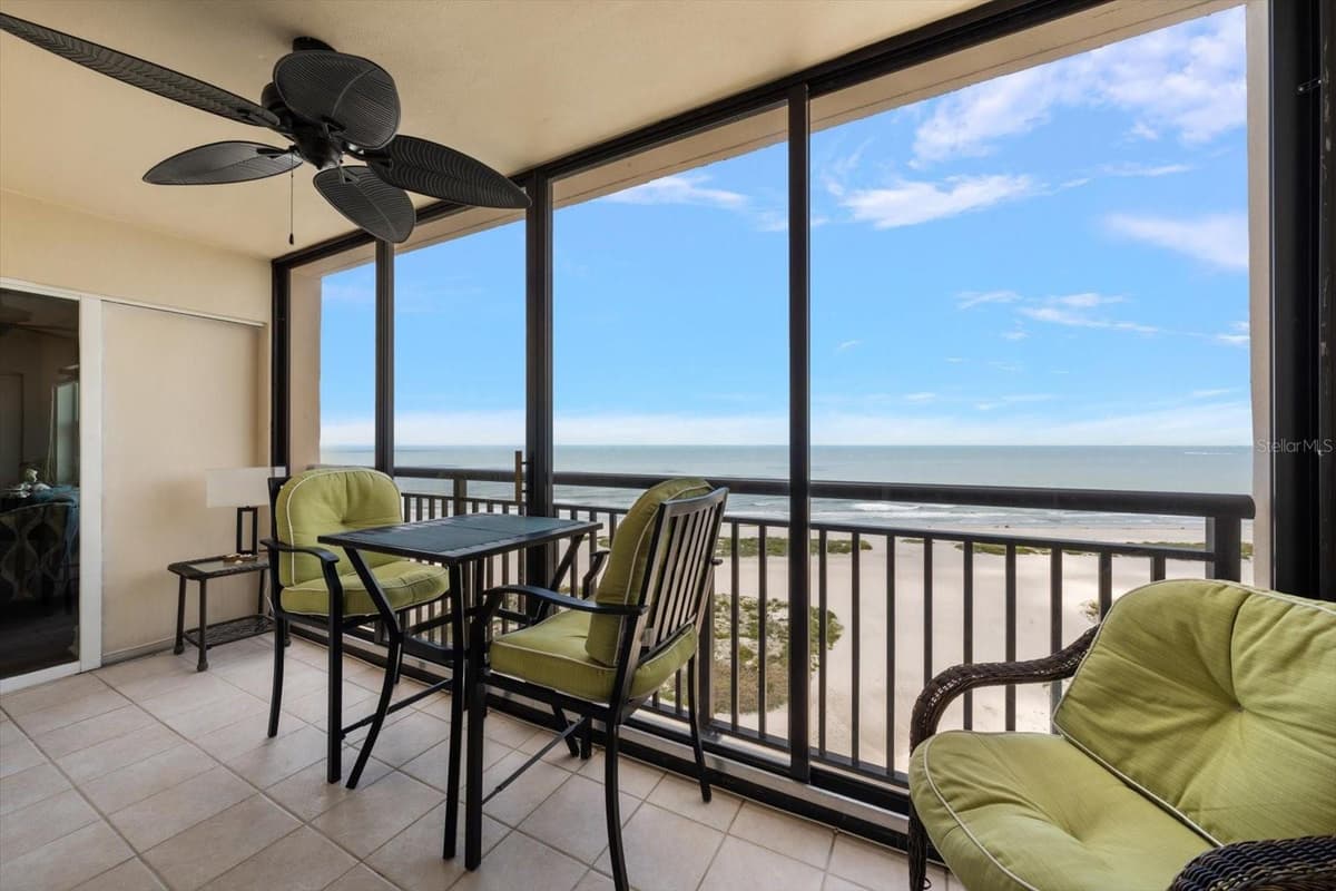 1270 GULF BOULEVARD — photo 14 of 25