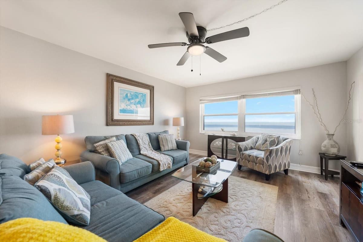1270 GULF BOULEVARD — photo 10 of 25