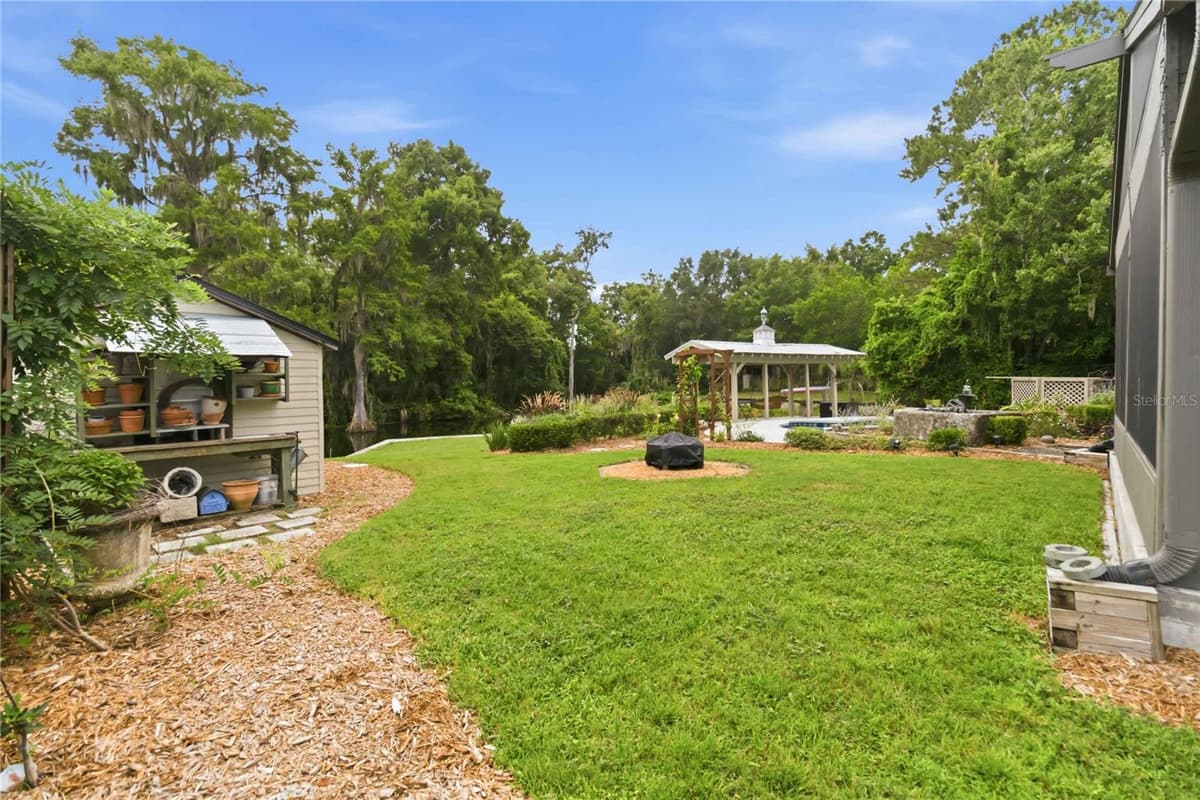 3589 JERICHO DRIVE — photo 37 of 48