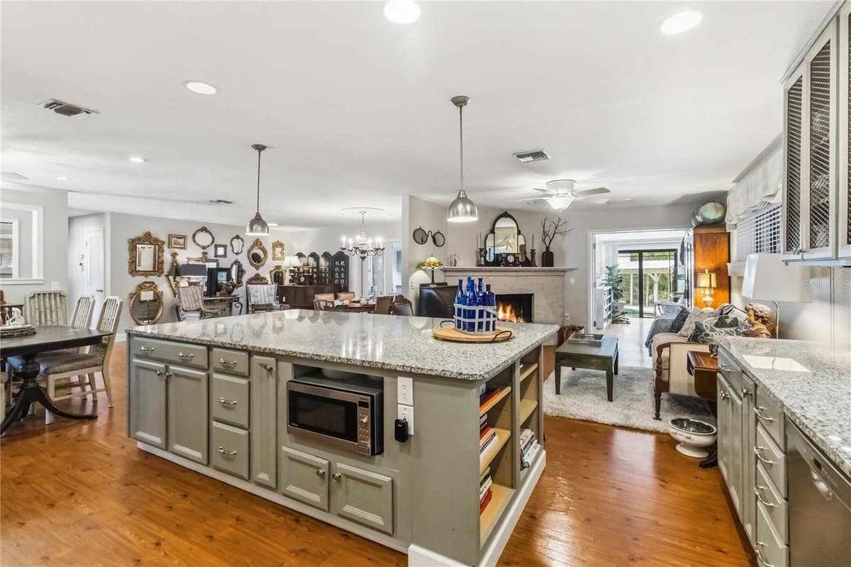 3589 JERICHO DRIVE — photo 21 of 48