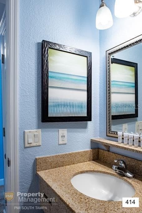 2506 ROCKY POINT DRIVE — photo 18 of 31