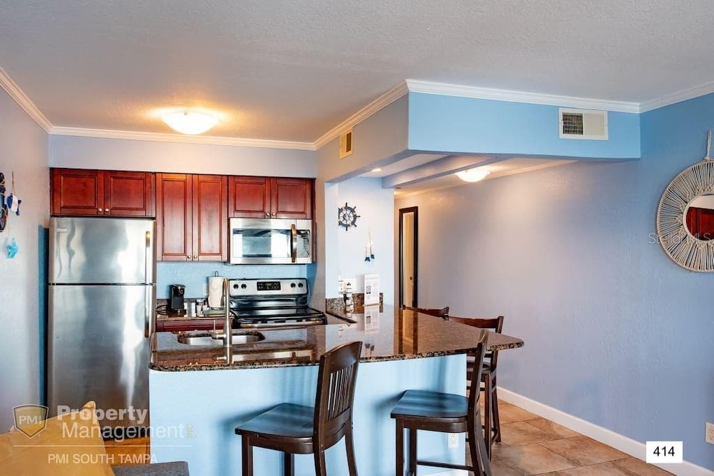 2506 ROCKY POINT DRIVE — photo 12 of 31
