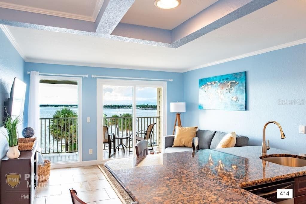 2506 ROCKY POINT DRIVE — photo 2 of 31