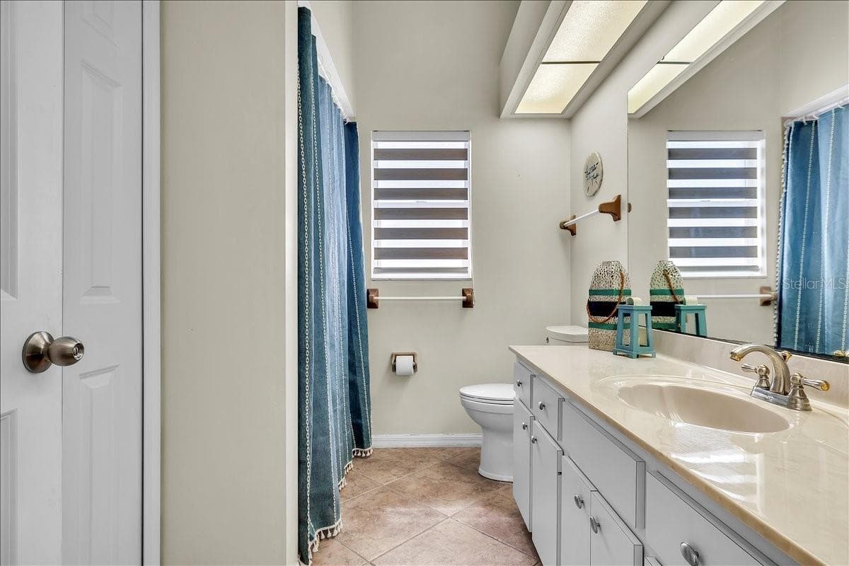 373 EDEN DRIVE — photo 34 of 57
