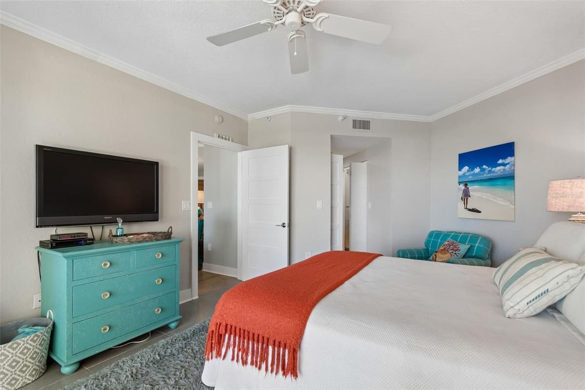 1170 GULF BOULEVARD — photo 29 of 100