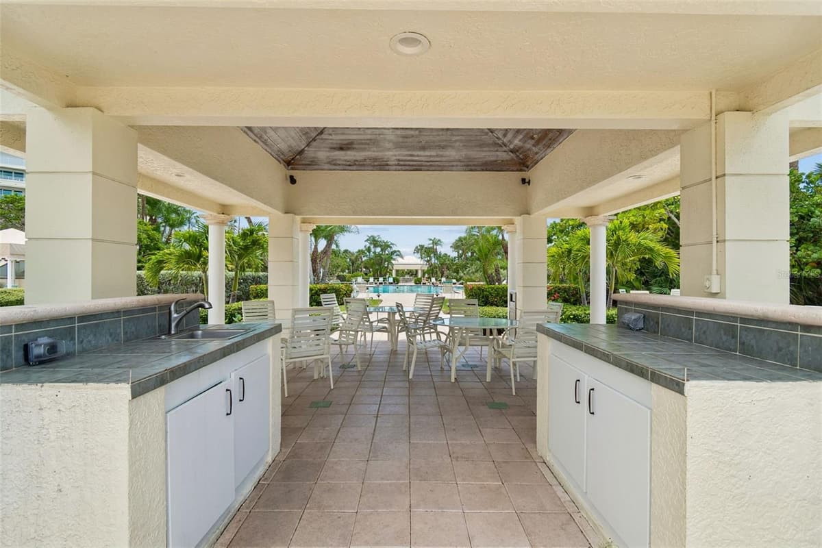 1170 GULF BOULEVARD — photo 76 of 100