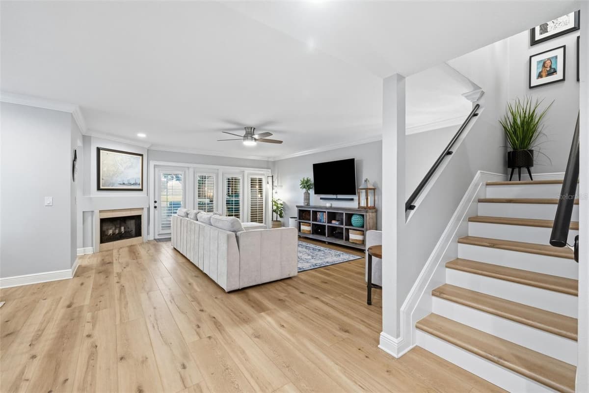 4205 ARBORWOOD LANE — photo 8 of 83