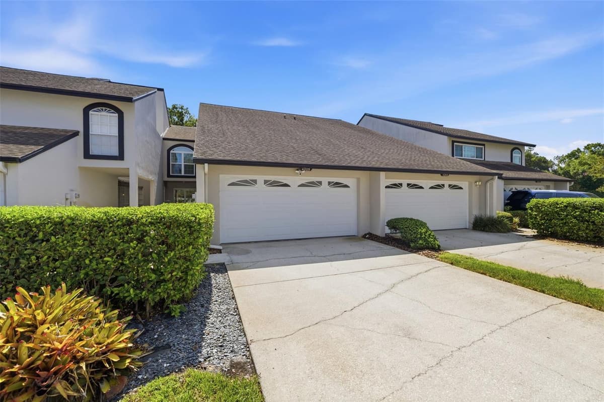 4205 ARBORWOOD LANE — photo 4 of 83