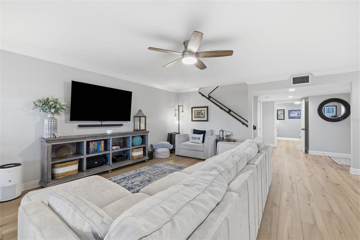 4205 ARBORWOOD LANE — photo 11 of 83
