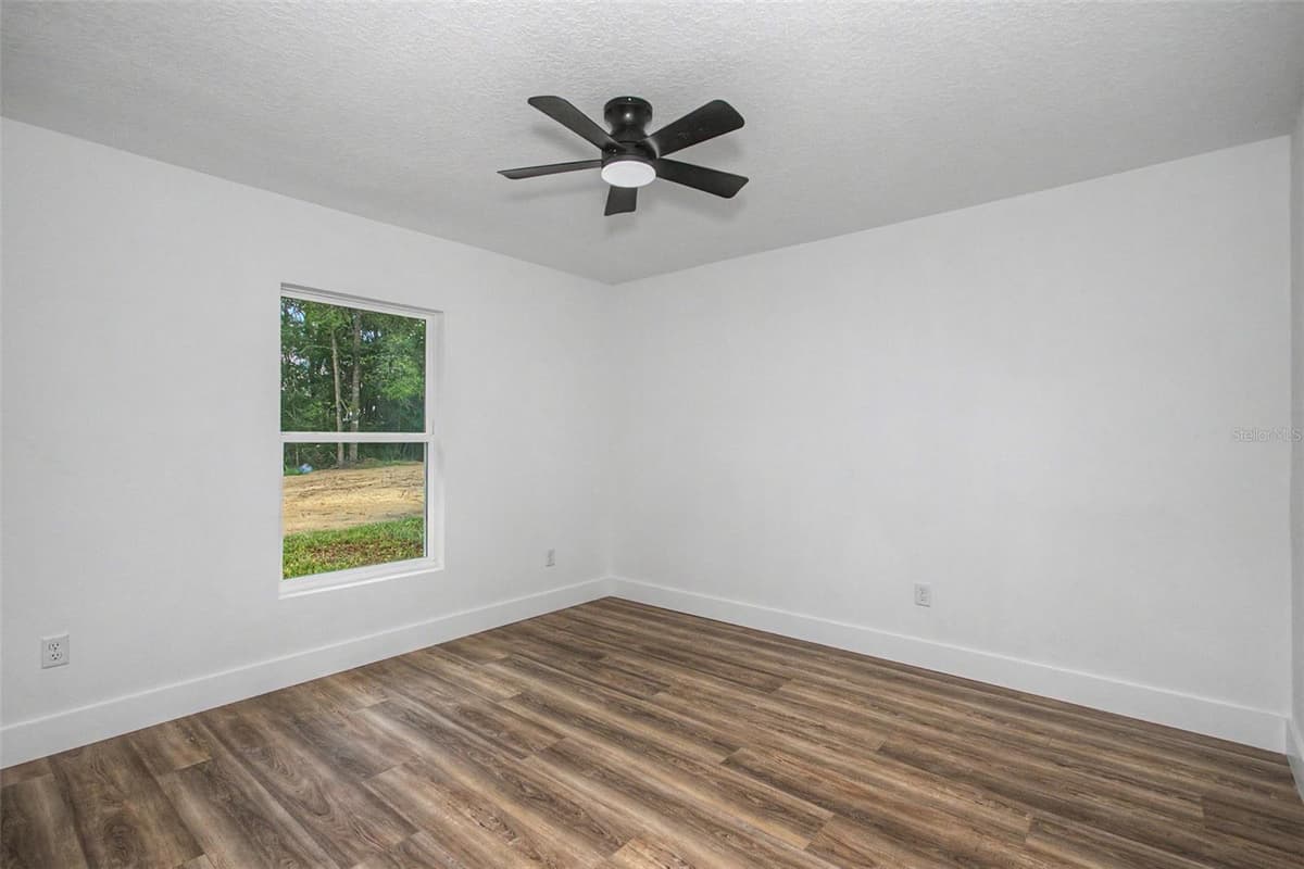 12385 45TH STREET — photo 17 of 26