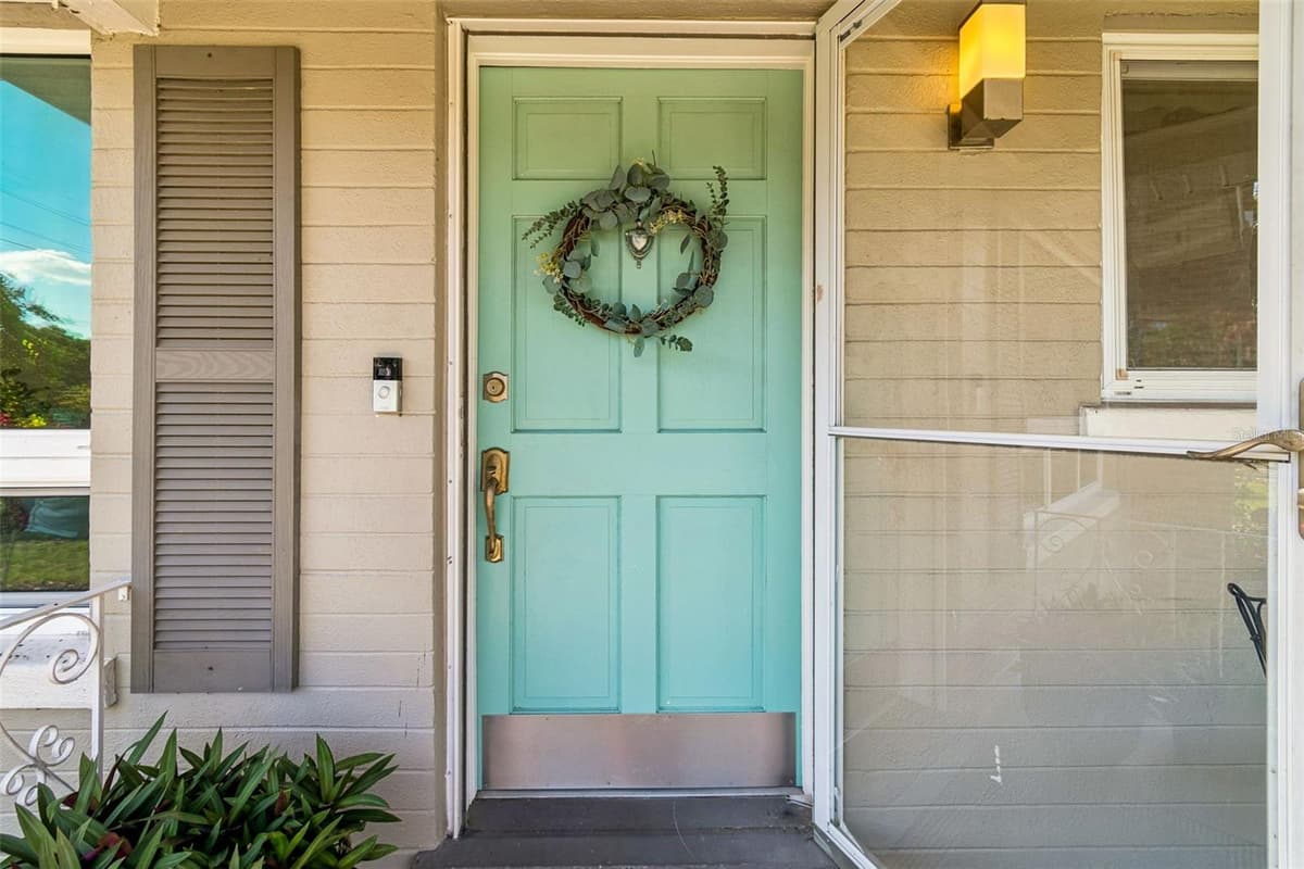 302 DEER PARK AVENUE — photo 6 of 73