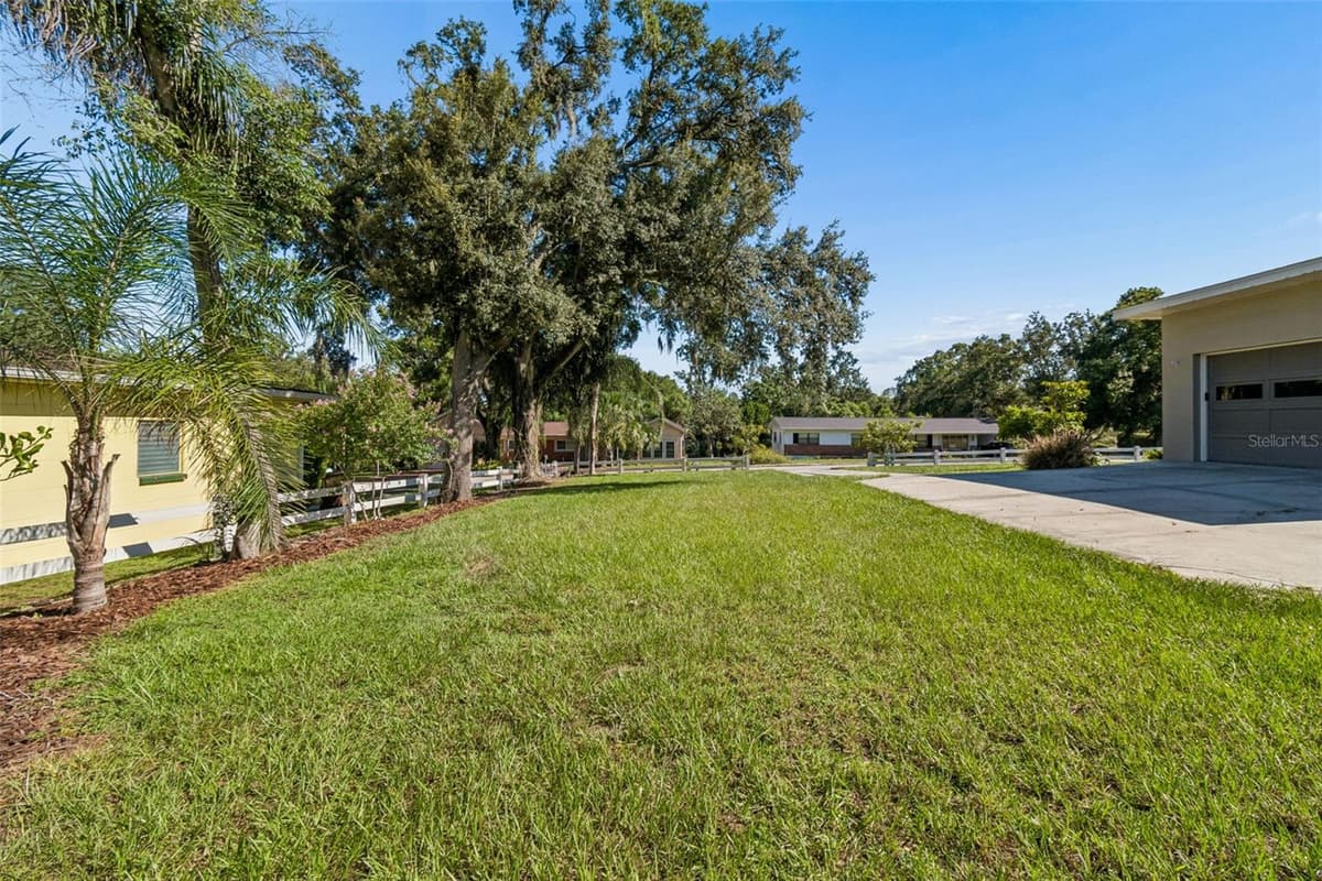302 DEER PARK AVENUE — photo 42 of 73