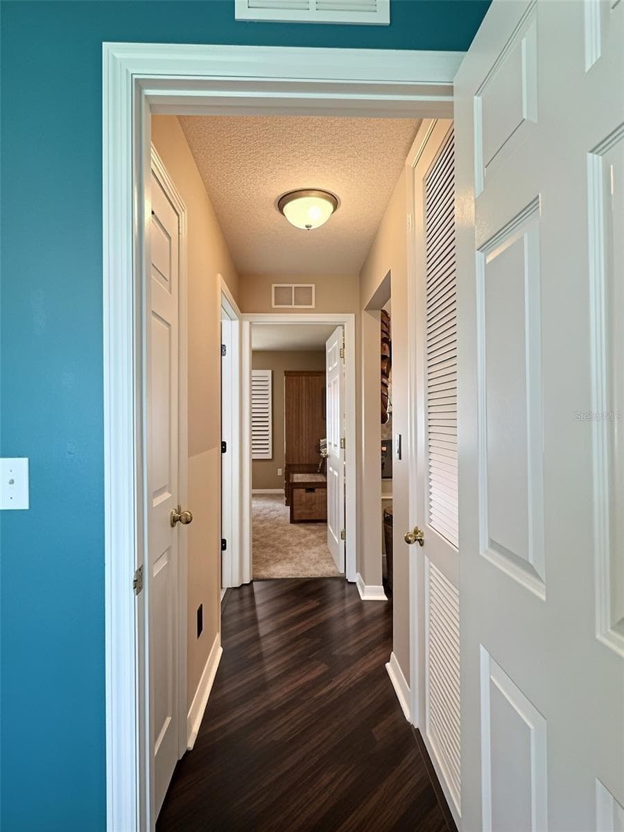 28 FIELDING LANE — photo 25 of 60
