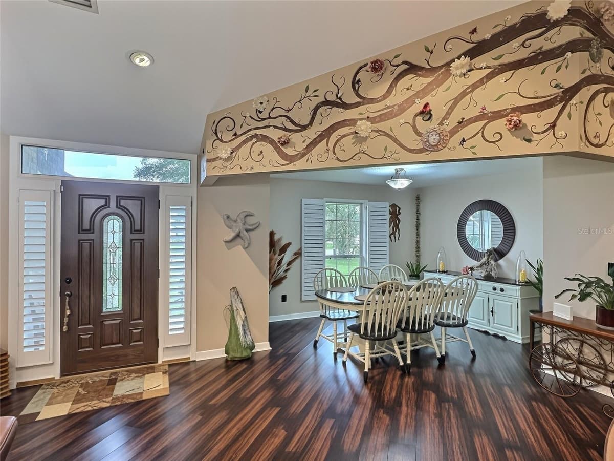 28 FIELDING LANE — photo 9 of 60