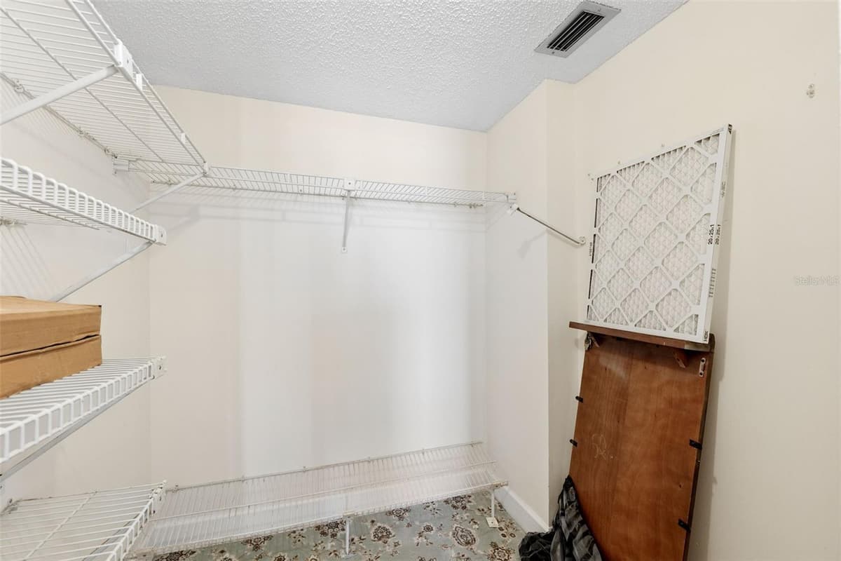 17940 GULF BOULEVARD — photo 24 of 61