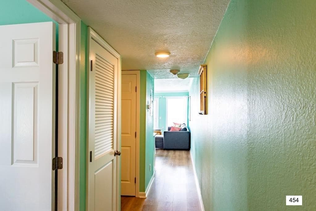 2506 ROCKY POINT DRIVE — photo 8 of 28