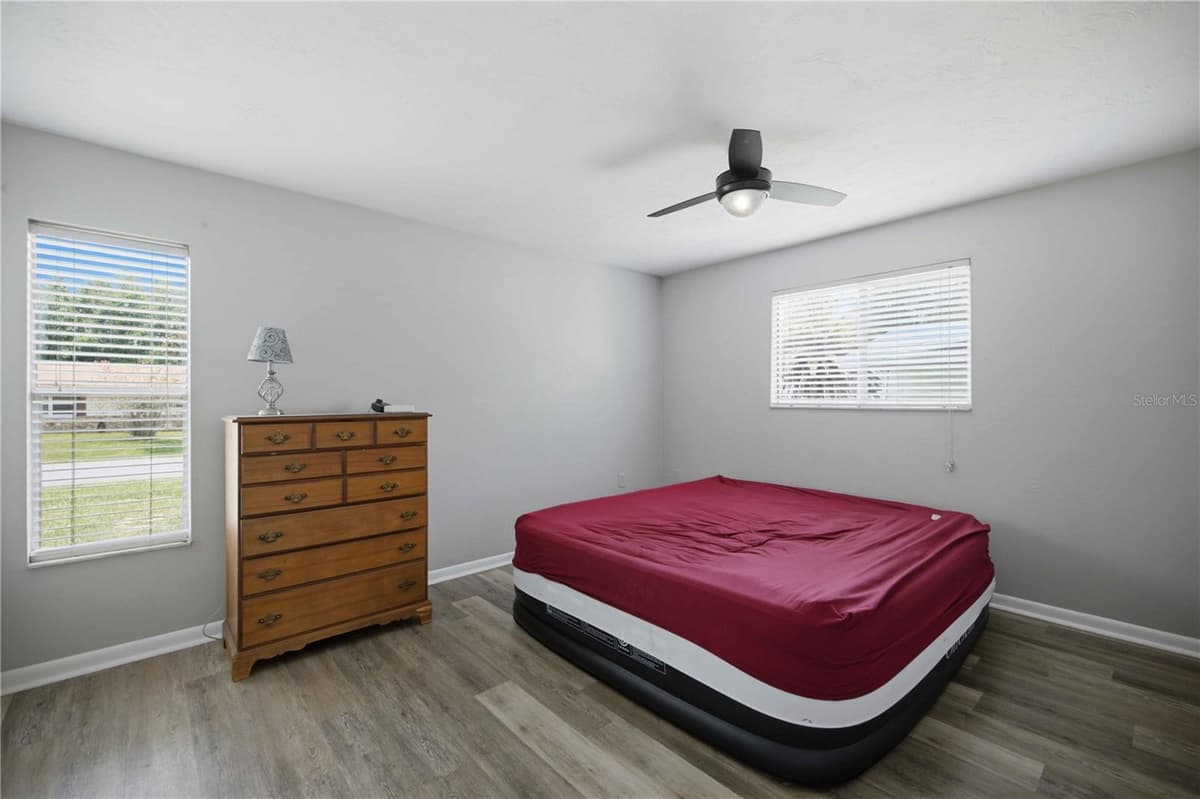 510 ADAMS STREET — photo 14 of 28