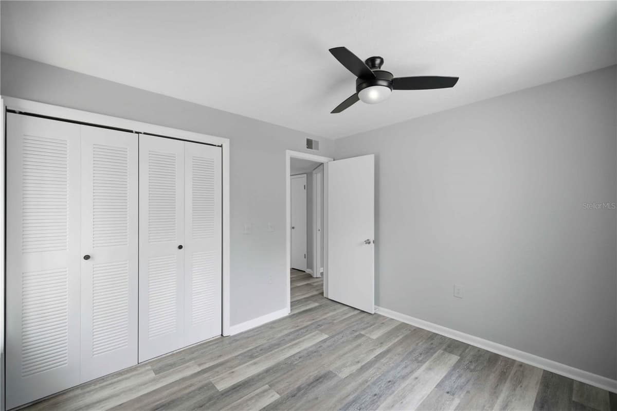 510 ADAMS STREET — photo 15 of 28
