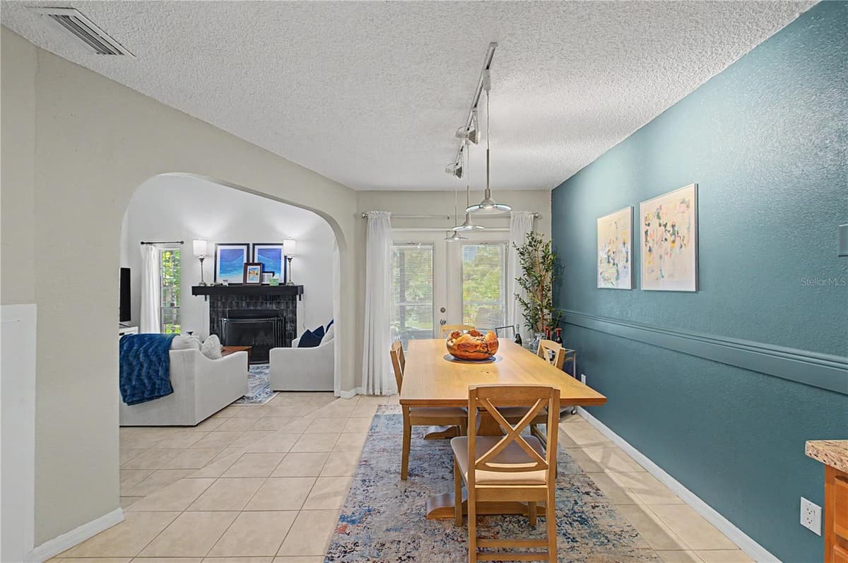 13302 ARENA PLACE — photo 12 of 28