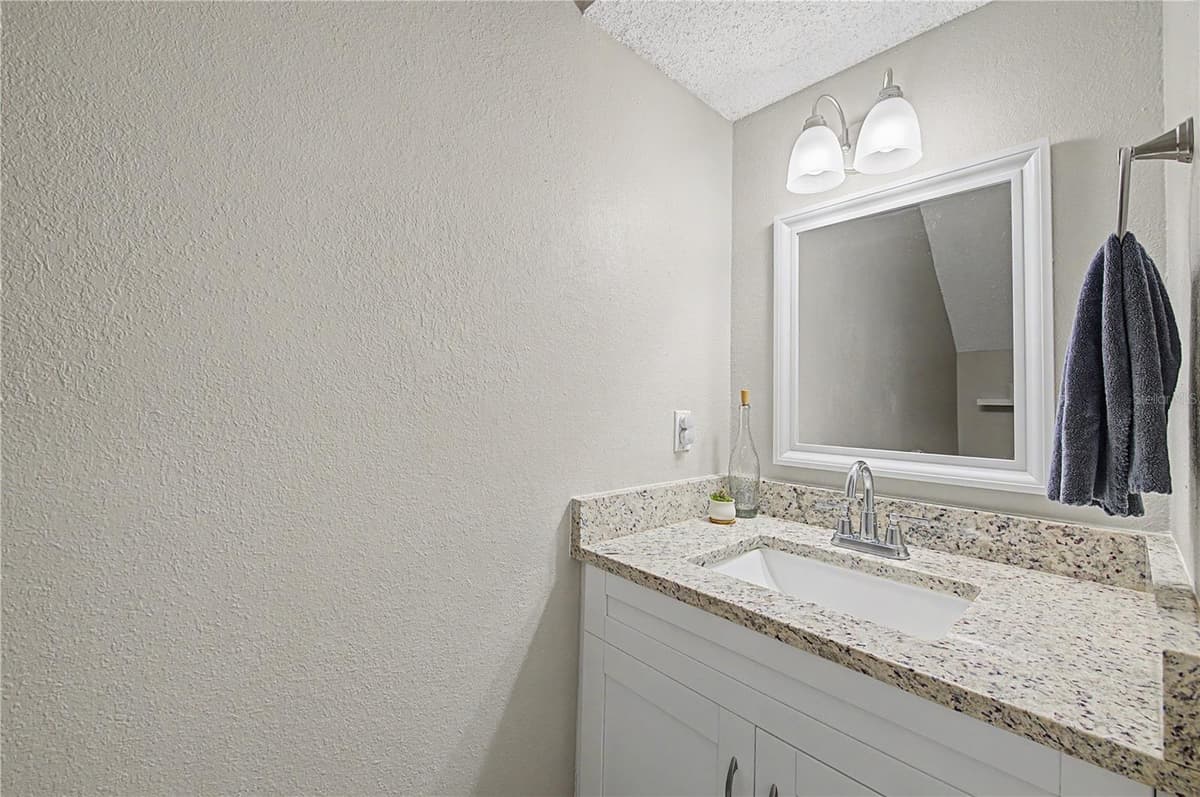 13302 ARENA PLACE — photo 16 of 28