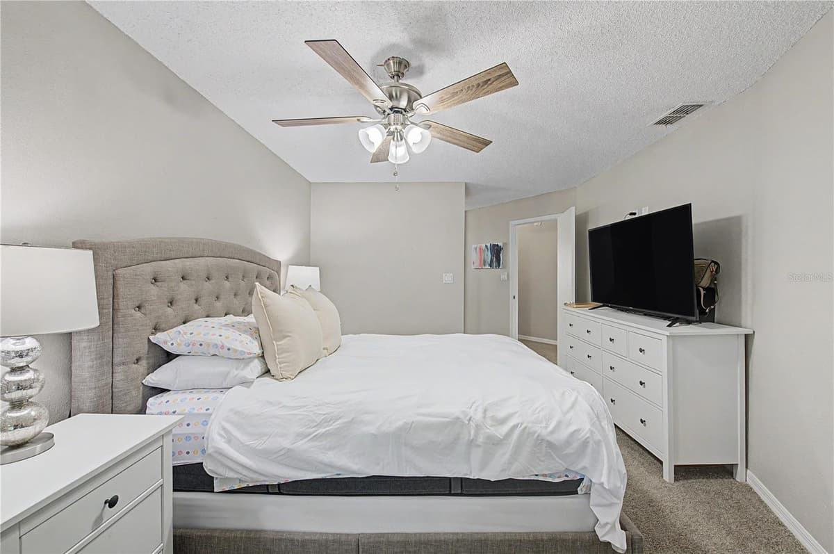 13302 ARENA PLACE — photo 17 of 28