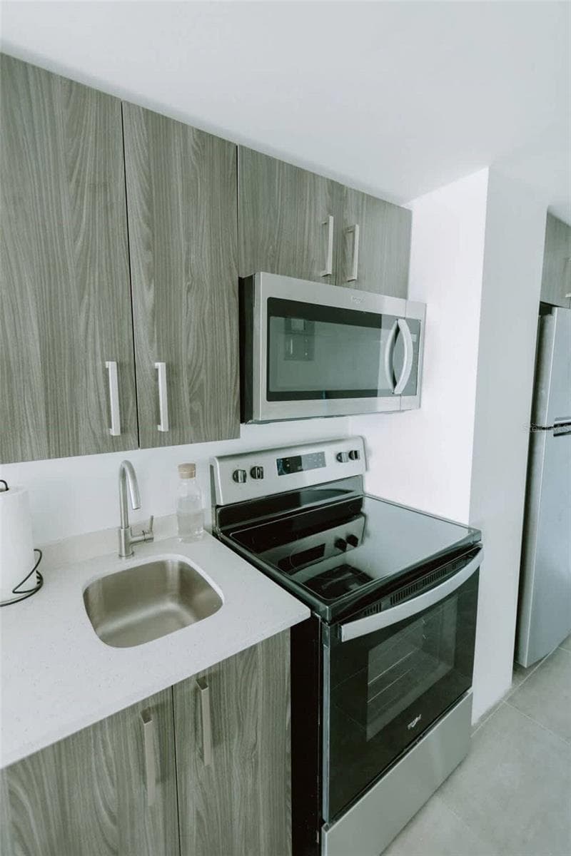 6165 AV. ISLA VERDE — photo 15 of 15
