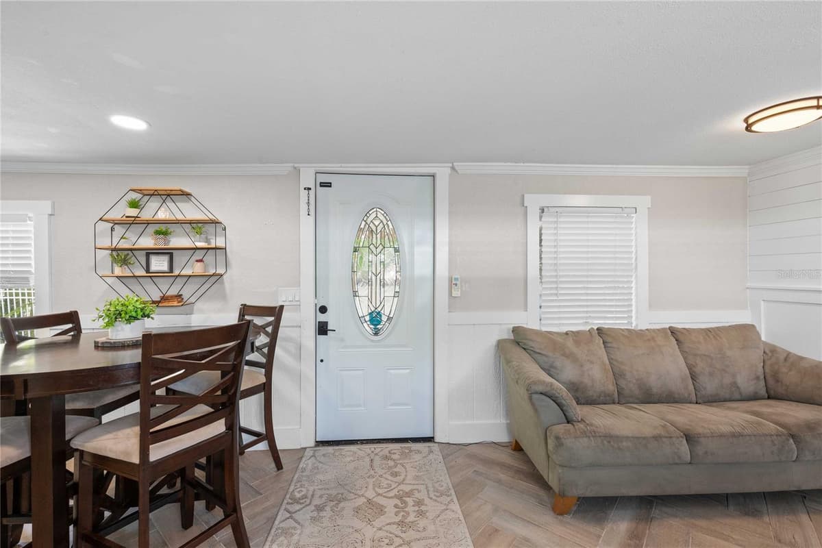 6833 FLICKER LANE — photo 19 of 36