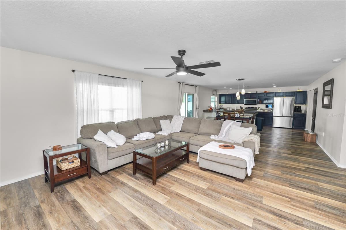 4188 FESTIVAL POINTE BOULEVARD — photo 9 of 34