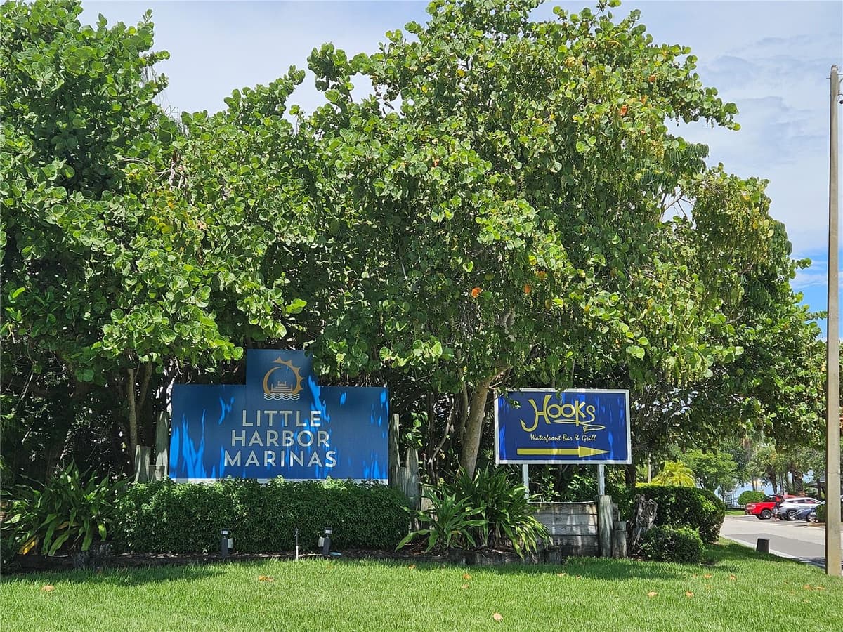 3259 MANGROVE POINT DRIVE — photo 44 of 47