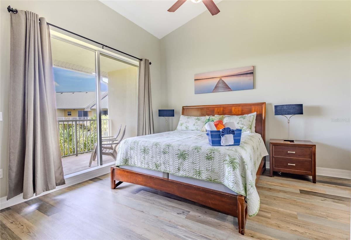 3259 MANGROVE POINT DRIVE — photo 19 of 47