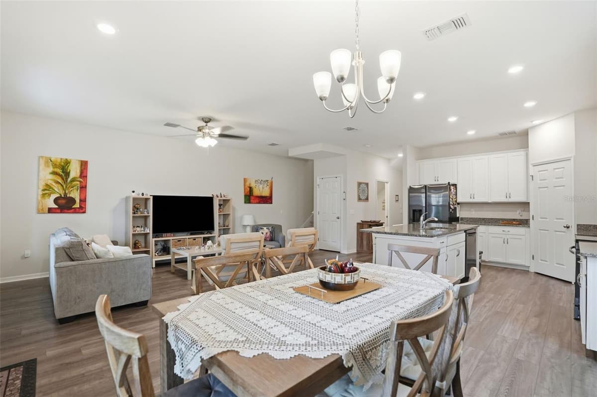 4997 AVALON PARK BOULEVARD — photo 15 of 57