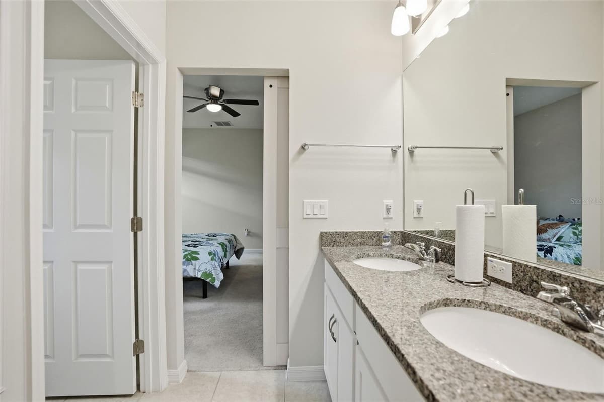 4997 AVALON PARK BOULEVARD — photo 32 of 57