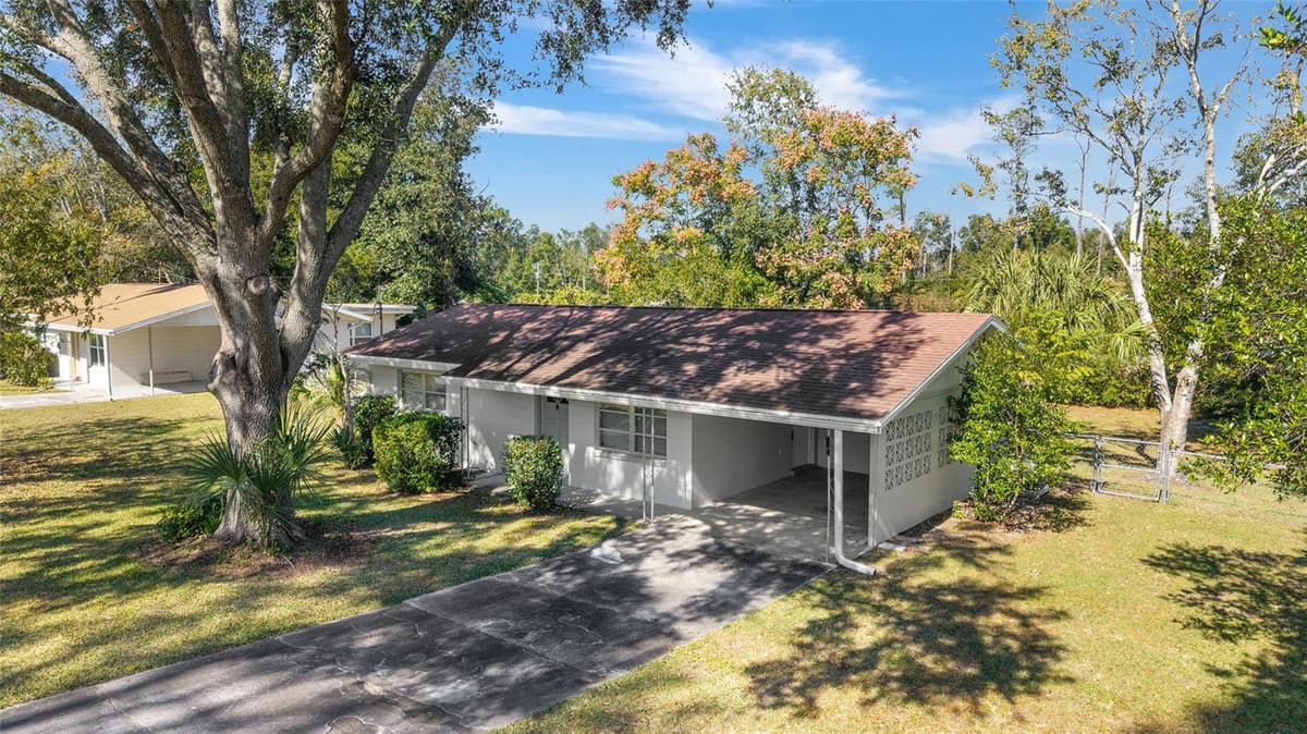 21529 HONEYSUCKLE STREET — photo 40 of 49